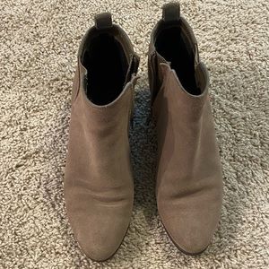 Beige ankle boots size 8